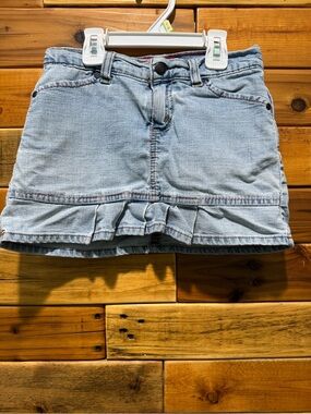 Levi’s Light Wash Denim Mini Skirt with Ruffle Hem